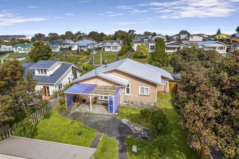 Photo of property in 28 Kawatiri Avenue, Gonville, Whanganui, 4501