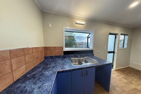 Photo of property in 5 Goldsborough Avenue, Raumati Beach, Paraparaumu, 5032