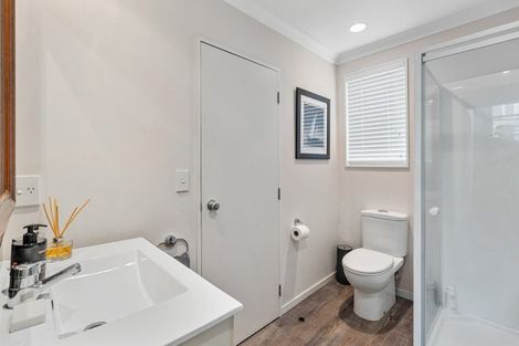 Photo of property in 17 Eaglemont Drive, East Tamaki Heights, Auckland, 2016