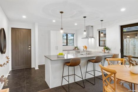 Photo of property in 52d Kayes Road, Pukekohe, 2120