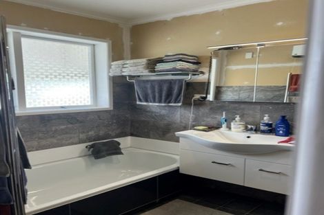 Photo of property in 38 Richmond Road, Carterton, 5713