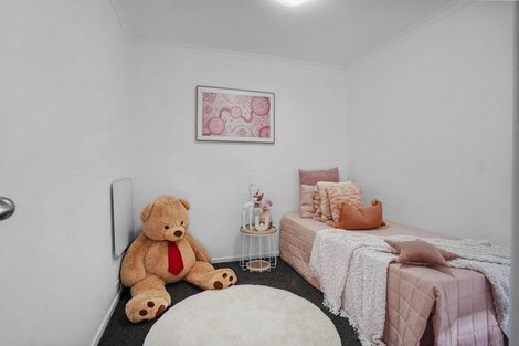 Photo of property in 109 Farnborough Drive, Grandview Heights, Hamilton, 3200