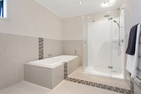 Photo of property in 6 Honiss Place, Cambridge, 3434