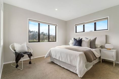 Photo of property in 17 Kahika Grove, Huapai, Kumeu, 0810