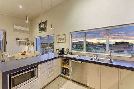 Photo of property in 11 Pharazyn Avenue, Waikanae Beach, Waikanae, 5036