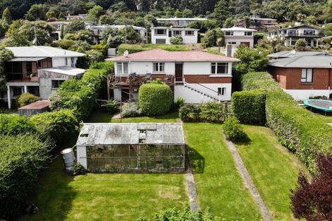 Photo of property in 95 Hocken Street, Kenmure, Dunedin, 9011