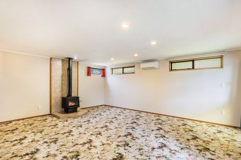 Photo of property in 114 Te Rangitautahanga Road, Turangi, 3334