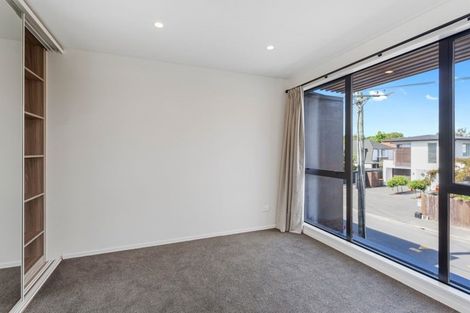 Photo of property in 32a Hewitts Road, Merivale, Christchurch, 8014