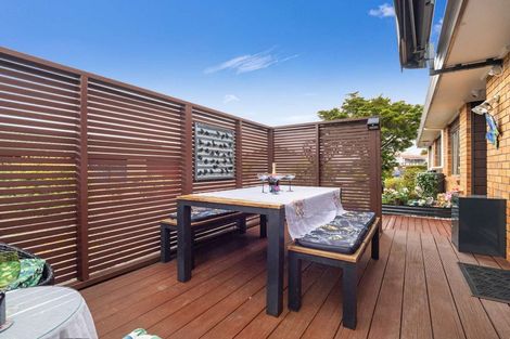 Photo of property in 42 Bodi Place, Te Atatu South, Auckland, 0610