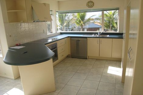 Photo of property in 59 Bushlands Park Drive, Albany, Auckland, 0632