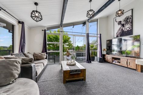 Photo of property in 11 Caernarvon Street, Dinsdale, Hamilton, 3204