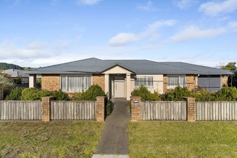 Photo of property in 114a Arawhata Road, Paraparaumu, 5032