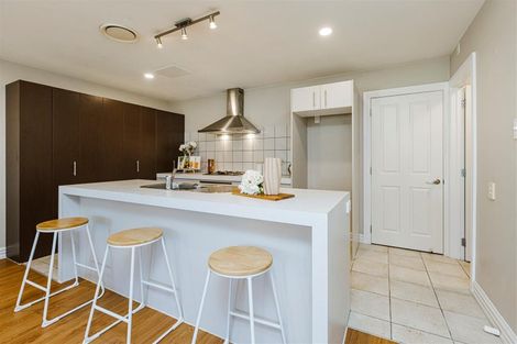 Photo of property in 10 Leneford Drive, East Tamaki, Auckland, 2013