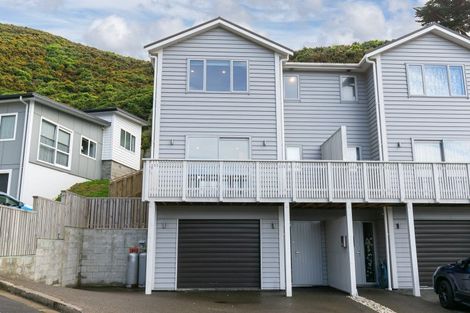 Photo of property in 20b Rarangi Way, Owhiro Bay, Wellington, 6023