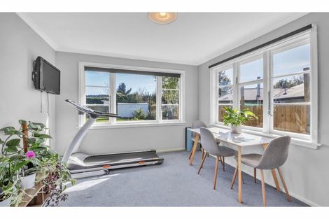 Photo of property in 13 Cross Street, Coalgate, 7673