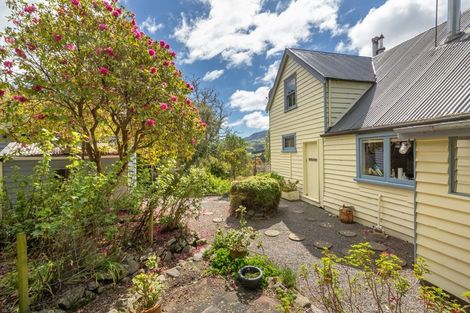 Photo of property in 8 Shadbolts Road, Pigeon Bay, Akaroa, 7583