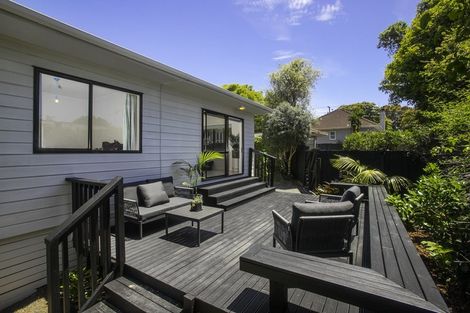 Photo of property in 216b Meola Road, Point Chevalier, Auckland, 1022