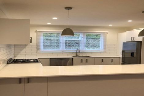 Photo of property in 9 Homewood Crescent, Karori, Wellington, 6012