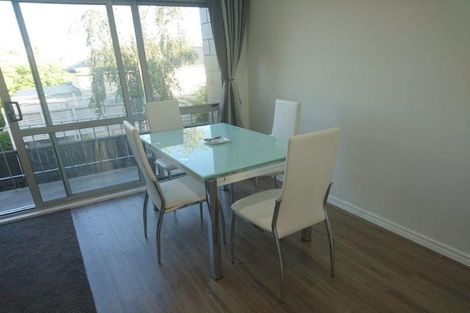 Photo of property in 7/16 Rutland Road, Stanley Point, Auckland, 0624