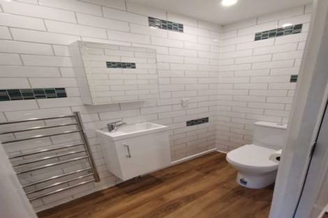 Photo of property in 2 Jenness Grove, Harbour View, Lower Hutt, 5010