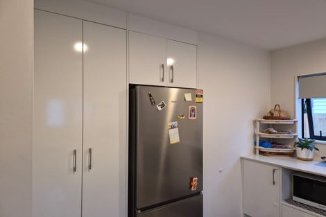 Photo of property in 29a Fruitvale Road, New Lynn, Auckland, 0600