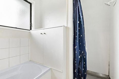 Photo of property in 18 Balloch Street, Randwick Park, Auckland, 2105