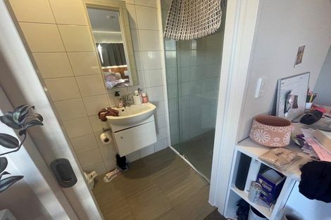 Photo of property in 27c Newnham Terrace, Upper Riccarton, Christchurch, 8041