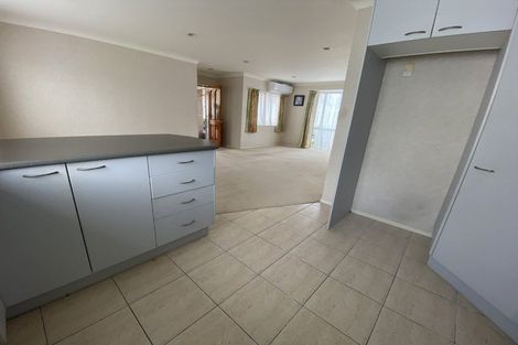 Photo of property in 24a Martin Jugum Lane, Ranui, Auckland, 0612