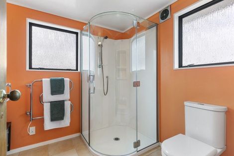 Photo of property in 77a Mirrabooka Avenue, Botany Downs, Auckland, 2010