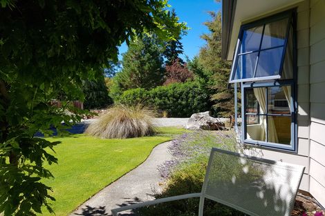 Photo of property in 7 Pioneer Drive, Lake Tekapo, 7999
