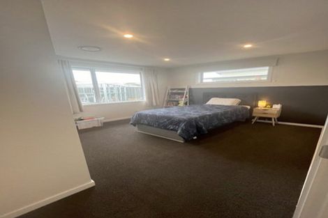 Photo of property in 21 Read Crescent, Clive, 4102