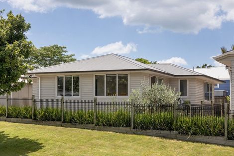 Photo of property in 1 Oxford Street, Parkvale, Tauranga, 3112