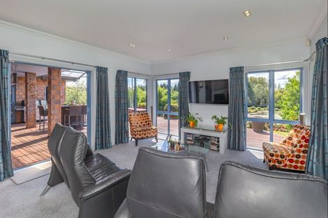 Photo of property in 25 Twin Peaks Grove, Koputaroa, Levin, 5575