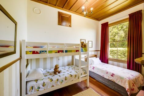 Photo of property in 84 Middle Road, Havelock North, 4130