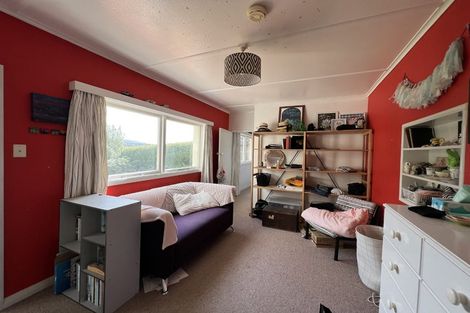 Photo of property in 57 Murray Street, Kew, Dunedin, 9012