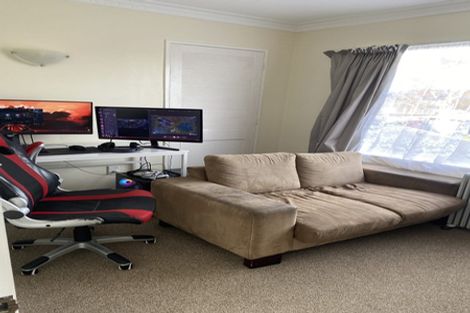 Photo of property in 10 Parkland Crescent, Terrace End, Palmerston North, 4410