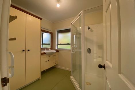 Photo of property in 1282 Whangaparaoa Road, Army Bay, Whangaparaoa, 0930