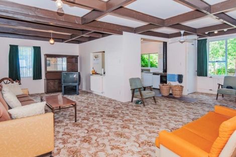 Photo of property in 5 Holmes Bay Road, Pigeon Bay, 7583