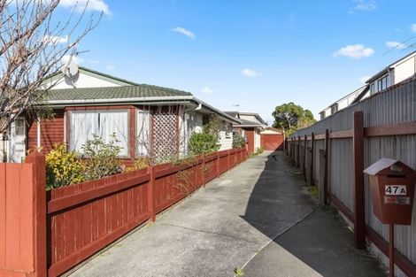 Photo of property in 47a Whites Line West, Woburn, Lower Hutt, 5010