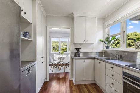 Photo of property in 12 Raroa Place, Pukerua Bay, 5026