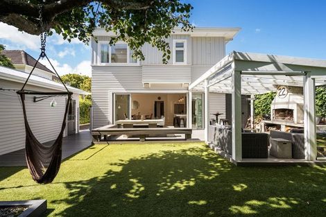 Photo of property in 2 Katherine Avenue, Thorndon, Wellington, 6011