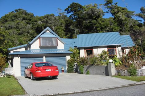 Photo of property in 58 Power Road, Karoro, Greymouth, 7805