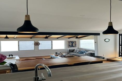 Photo of property in 155 Torkar Road, Clarks Beach, 2122