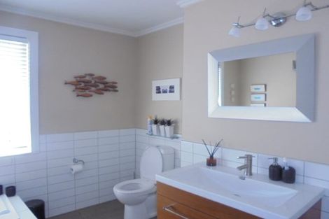 Photo of property in 104 Avenue Road, Greenmeadows, Napier, 4112