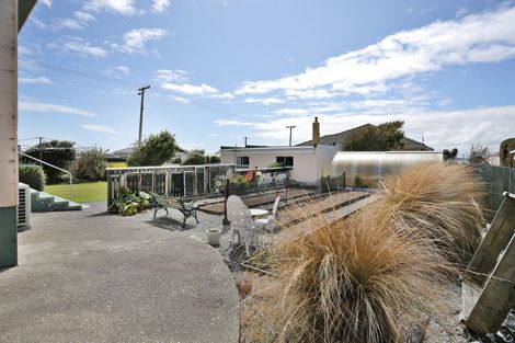 Photo of property in 20 Onslow Street, Bluff, 9814