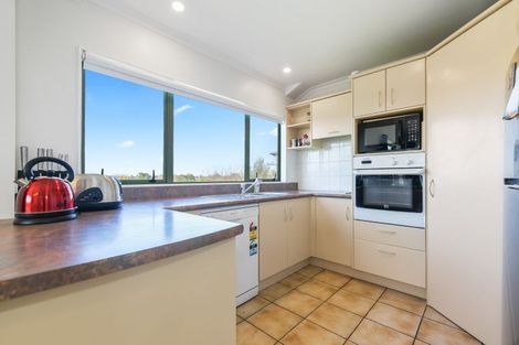 Photo of property in 41 Ellicott Road, Nawton, Hamilton, 3200