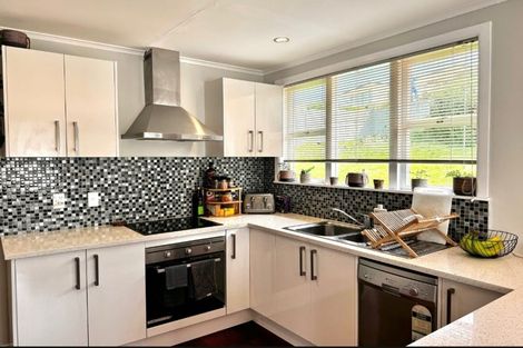 Photo of property in 13a Nandana Drive, Glen Eden, Auckland, 0602