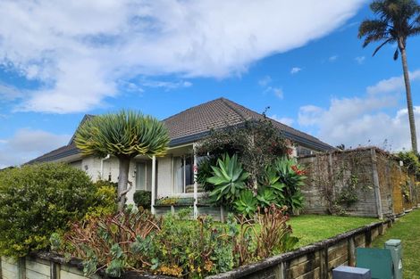 Photo of property in 1/12 Yarlside Place, Northpark, Auckland, 2013