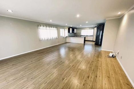 Photo of property in 74 Clover Drive, Henderson, Auckland, 0610