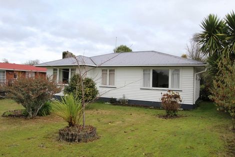 Photo of property in 100 Elizabeth Drive, Tokoroa, 3420